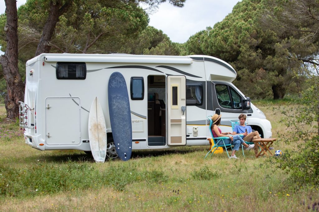 Est-il obligatoire d&rsquo;assurer son mobil-home ou sa caravane ?