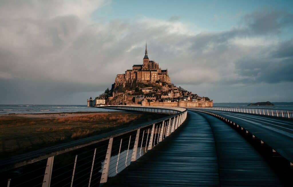 Mont Saint-Michel avec des enfants : astuces pour une visite en famille